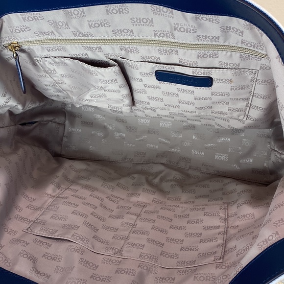 Michael Kors Fulton Canvas Striped Large Tote, Navy/White - Picture 6 of 7